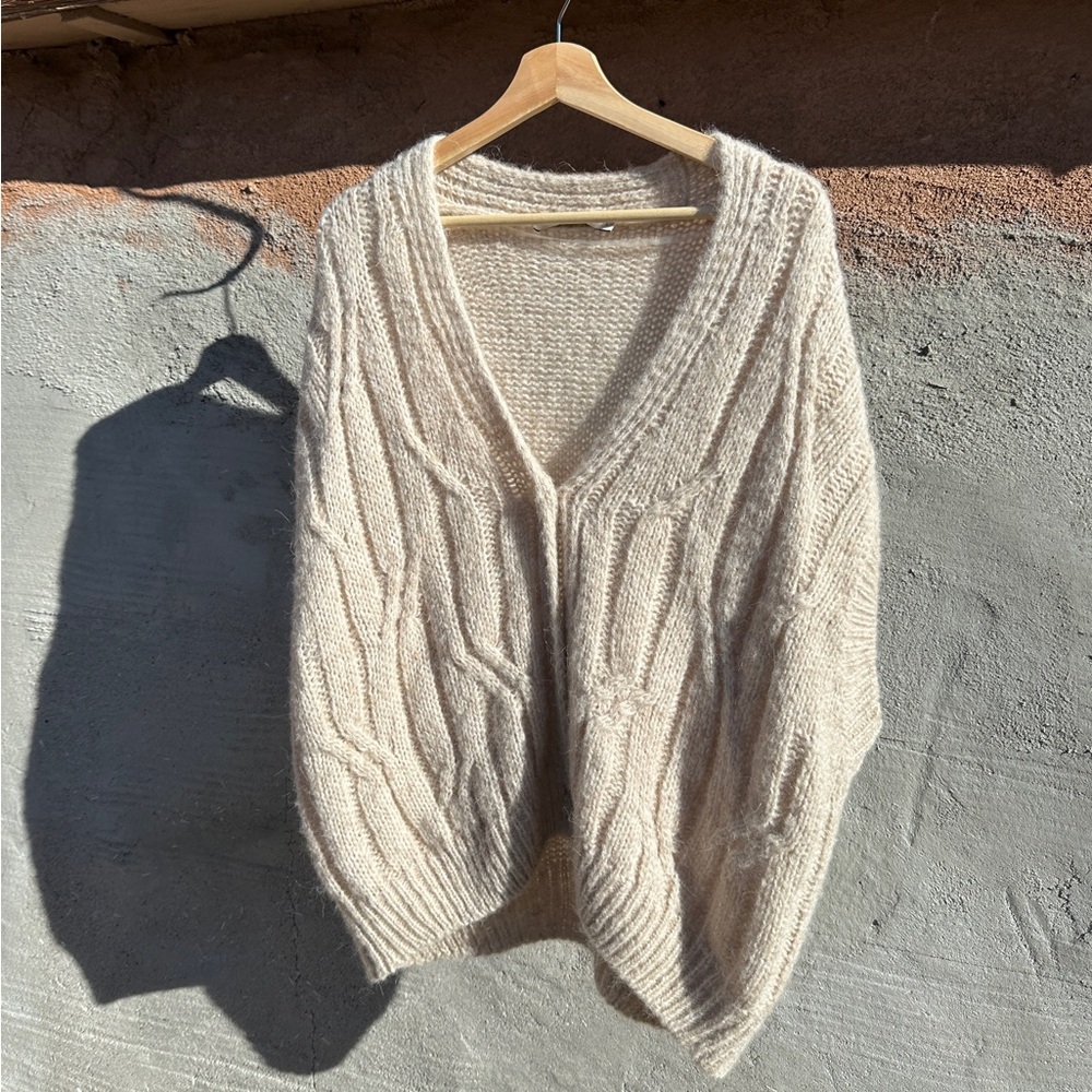 summum cozy knit cable sweater vest